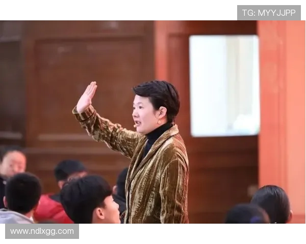 滑板与梦想交织的旅程:赵敏的深度对话与人生探索